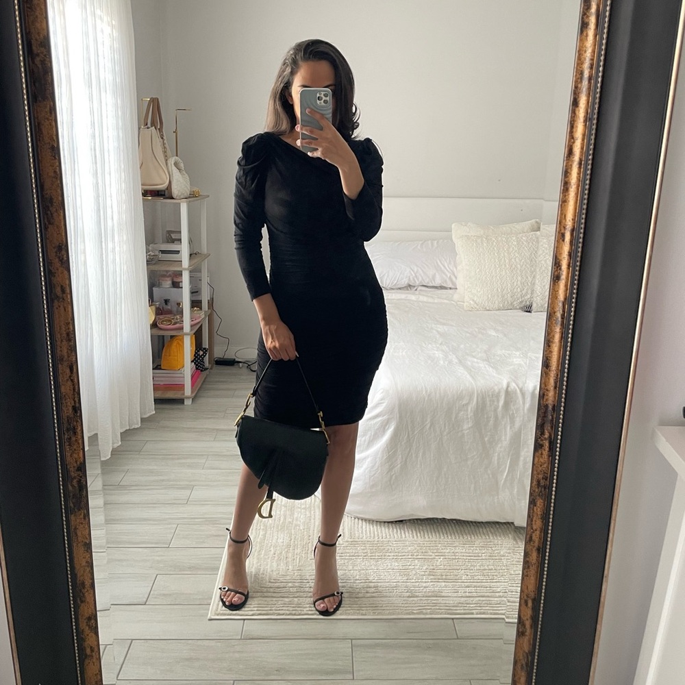 Leifsdottir Black Long Sleeve Dress - Picture 4 of 5